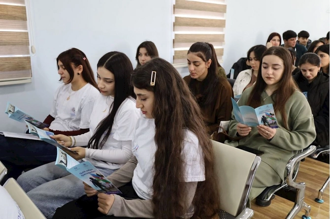 Gənclər Mərkəzi İsmayıllı rayonunda tədbir keçirdi — FOTOLAR Gənclər Mərkəzi İsmayıllı rayonunda tədbir keçirdi — FOTOLAR