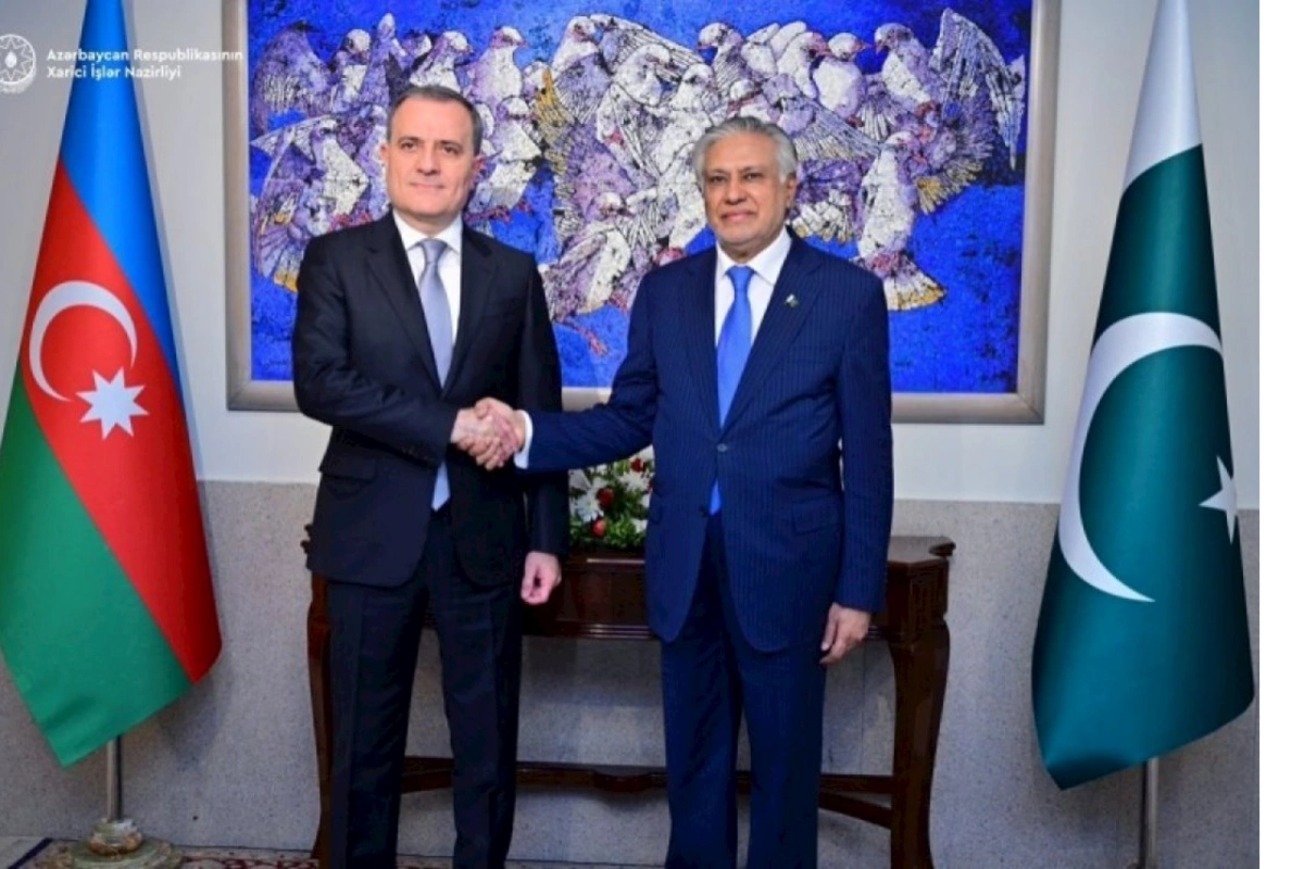Azərbaycan və Pakistan XİN başçıları regional və beynəlxalq prosesləri müzakirə ediblər