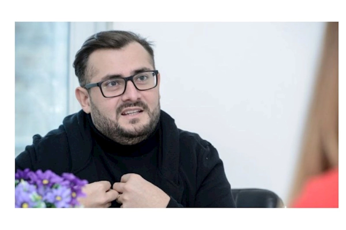 Ağzından horra tökülən zırramaların qonağı olmaq istəmirik