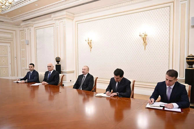 Prezident iranlı naziri qəbul etdi — FOTOLAR