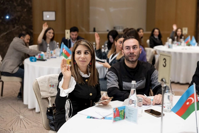 Media nümayəndələri üçün WUF13 haqqında məlumatlandırma sessiyası keçirildi — FOTOLAR Media nümayəndələri üçün WUF13 haqqında məlumatlandırma sessiyası keçirildi — FOTOLAR