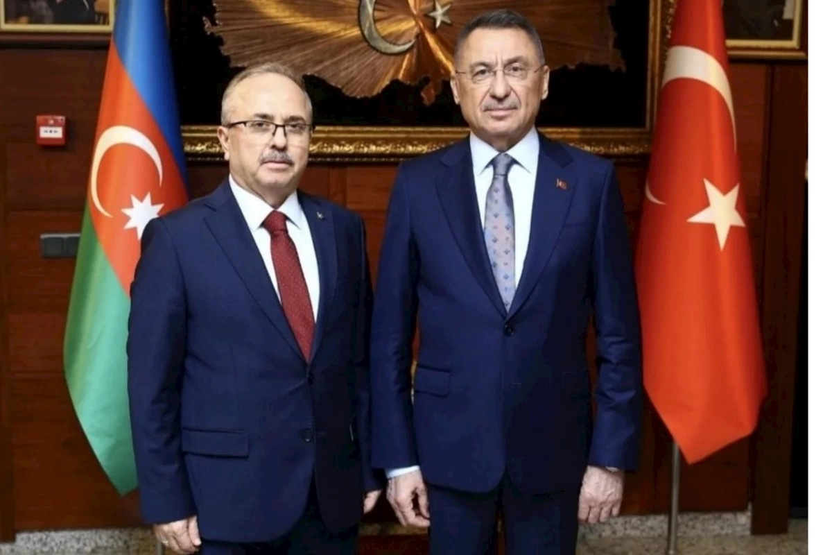 Fuad Oktay Azərbaycana gəlib