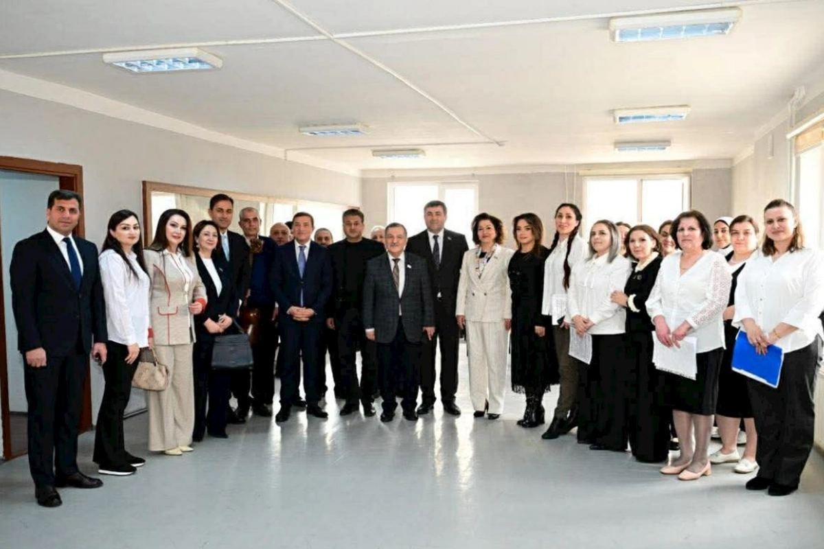 Millət vəkilləri və incəsənət xadimləri attestasiya prosesini müşahidə etdilər — FOTOLAR