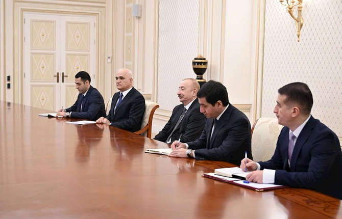 Prezident iranlı naziri qəbul etdi — FOTOLAR