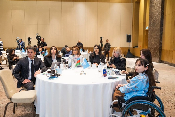 Media nümayəndələri üçün WUF13 haqqında məlumatlandırma sessiyası keçirildi — FOTOLAR Media nümayəndələri üçün WUF13 haqqında məlumatlandırma sessiyası keçirildi — FOTOLAR
