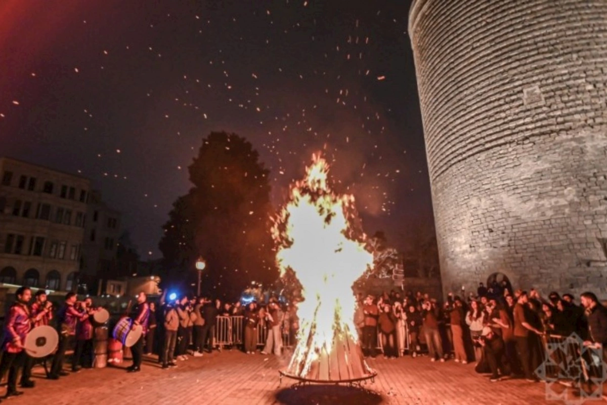 Bakıda çərşənbə tonqalı — FOTOLAR