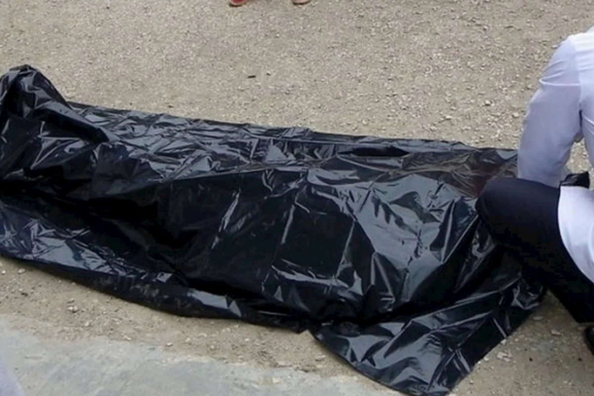 Usta binadan yıxılıb öldü