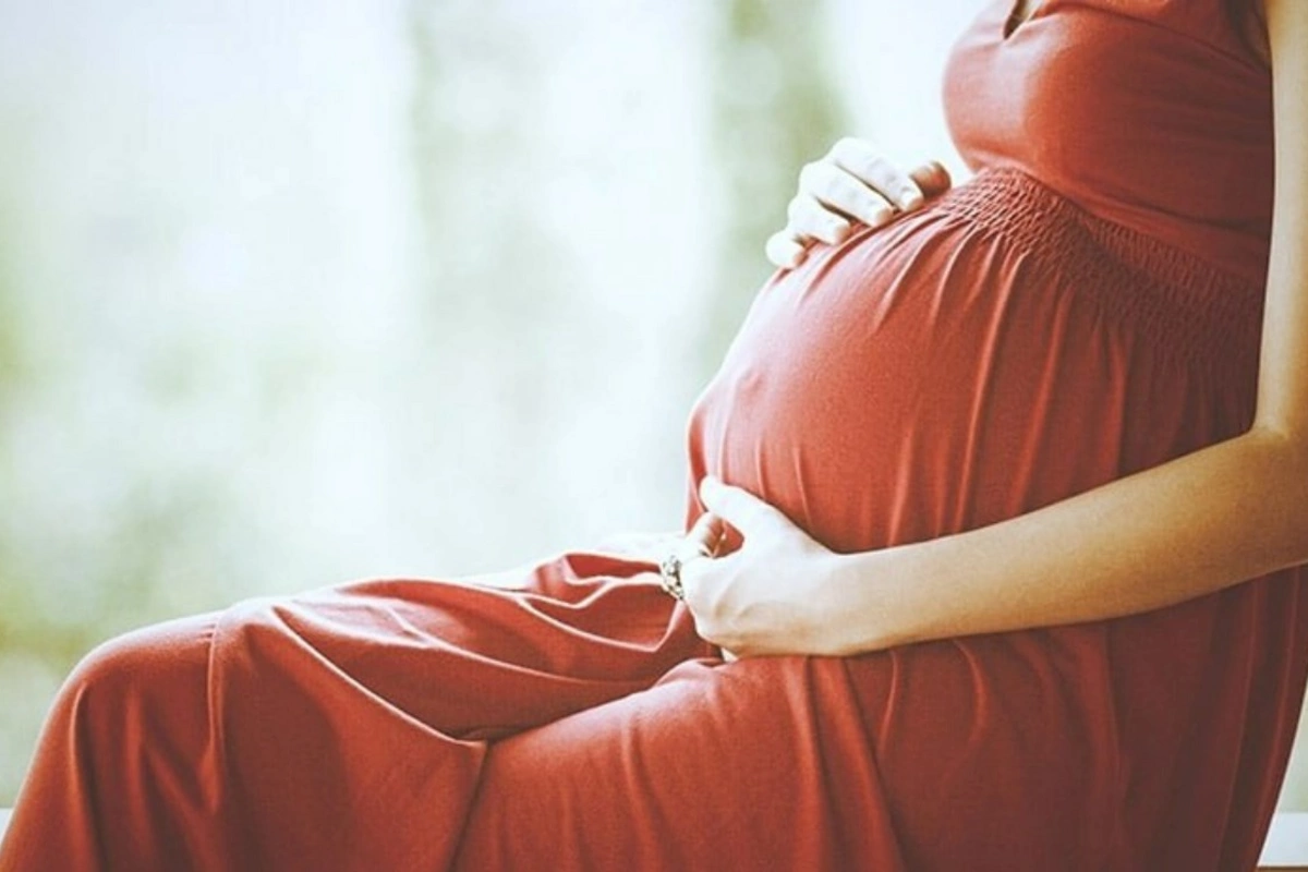 Sosial şəbəkələrdə surroqat ana ovu”: Onları hansı cəza gözləyir? — FOTOFAKT