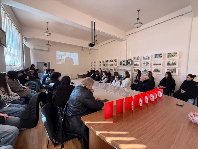 ASGA şəhid Kənan Abdullayev haqqında tanıtım filmini təqdim etdi — FOTOLAR ASGA şəhid Kənan Abdullayev haqqında tanıtım filmini təqdim etdi — FOTOLAR