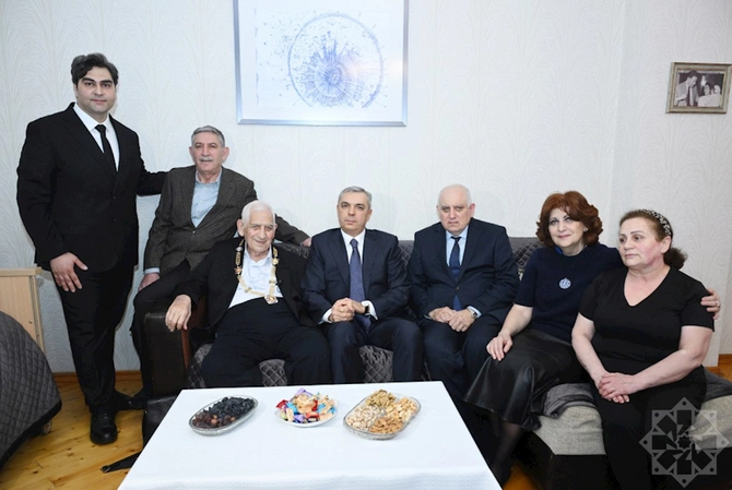 Nəriman Həsənzadəyə “Heydər Əliyev” ordeni təqdim edildi — FOTO