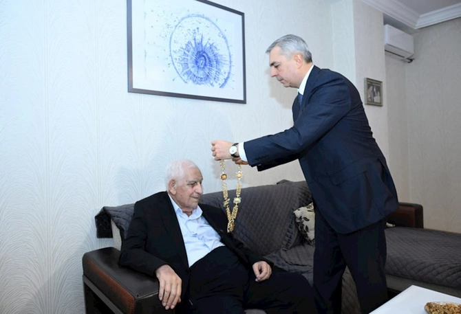 Nəriman Həsənzadəyə “Heydər Əliyev” ordeni təqdim edildi — FOTO