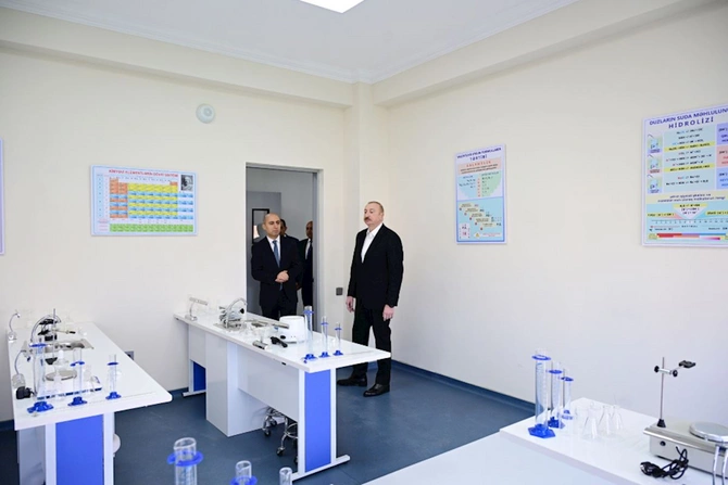 Prezident Lənkəran Dövlət Peşə Təhsil Mərkəzinin açılışında iştirak etdi — FOTOLAR