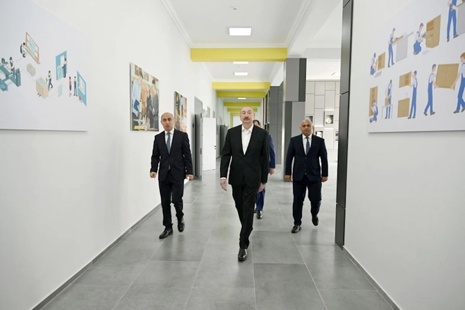 Prezident Lənkəran Dövlət Peşə Təhsil Mərkəzinin açılışında iştirak etdi — FOTOLAR
