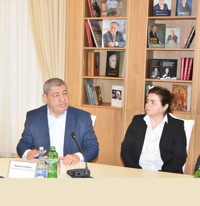 Milli Kitabxanada elmi konfrans keçirildi — FOTOLAR Milli Kitabxanada elmi konfrans keçirildi — FOTOLAR