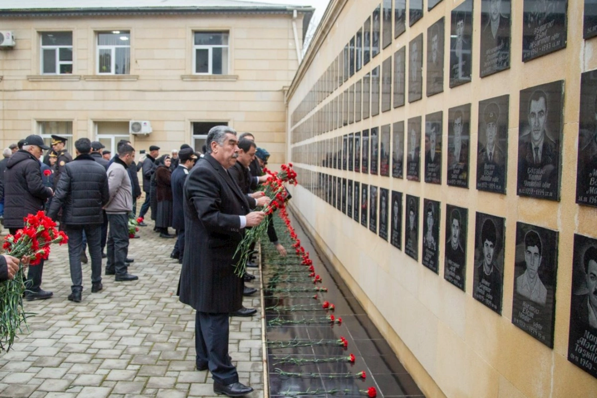 Salyanda Xocalı soyqırımının 34-cü ildönümü qeyd olundu — FOTOLAR