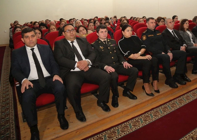 Hacıqabulda Xocalı soyqırımının 34-cü ildönümü ilə əlaqədar anım mərasimi keçirildi — FOTOLAR