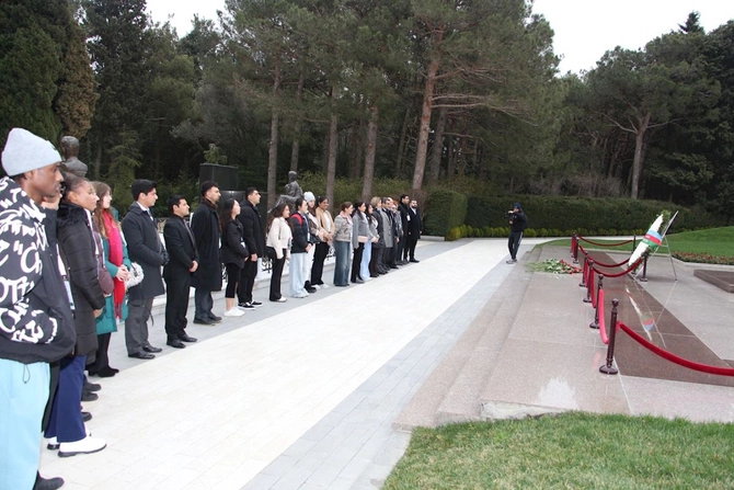 XVII Beynəlxalq Multikulturalizm Məktəbinə start verildi — FOTOLAR XVII Beynəlxalq Multikulturalizm Məktəbinə start verildi — FOTOLAR