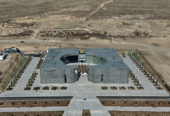 Prezident və birinci xanım Xocalı Soyqırımı Memorialının açılışında iştirak etdi — FOTOLAR (YENİLƏNİB)