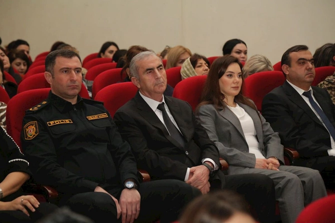 Hacıqabulda Xocalı soyqırımının 34-cü ildönümü ilə əlaqədar anım mərasimi keçirildi — FOTOLAR