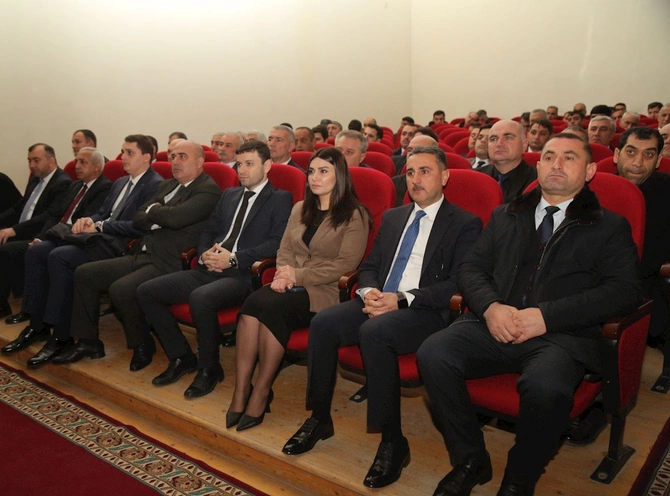 Hacıqabulda Xocalı soyqırımının 34-cü ildönümü ilə əlaqədar anım mərasimi keçirildi — FOTOLAR