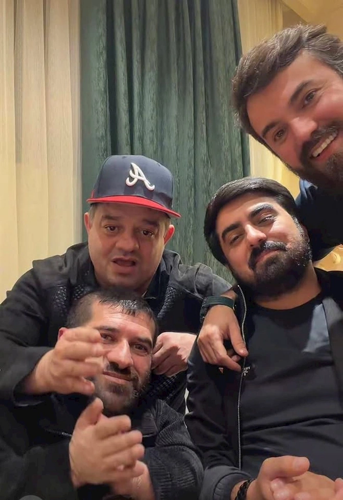 Ata Abdullayev müğənniliyə başlayır — Muğam dərslərinə yazıldı (FOTOLAR)