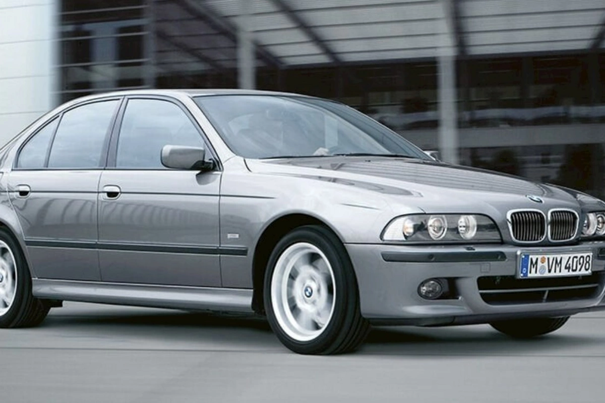 Minlərlə E39 və X5-lər geri çağırılır