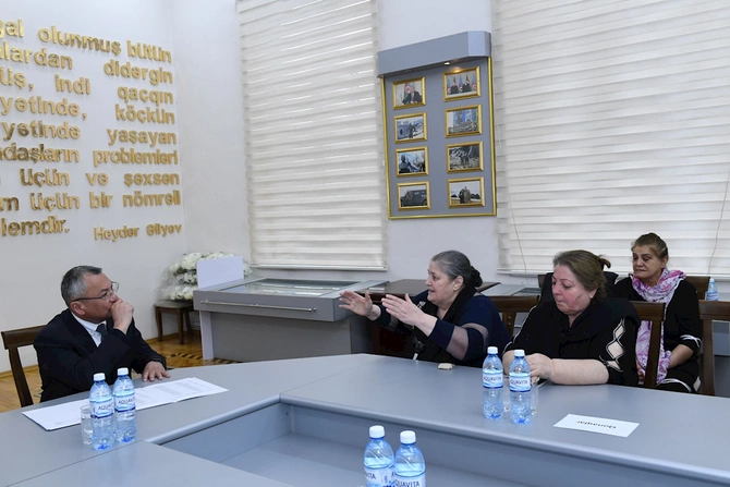 Dövlət Komitəsində Xocalı soyqırımının 34-cü ildönümü ilə əlaqədar tədbir keçirilib — FOTOLAR