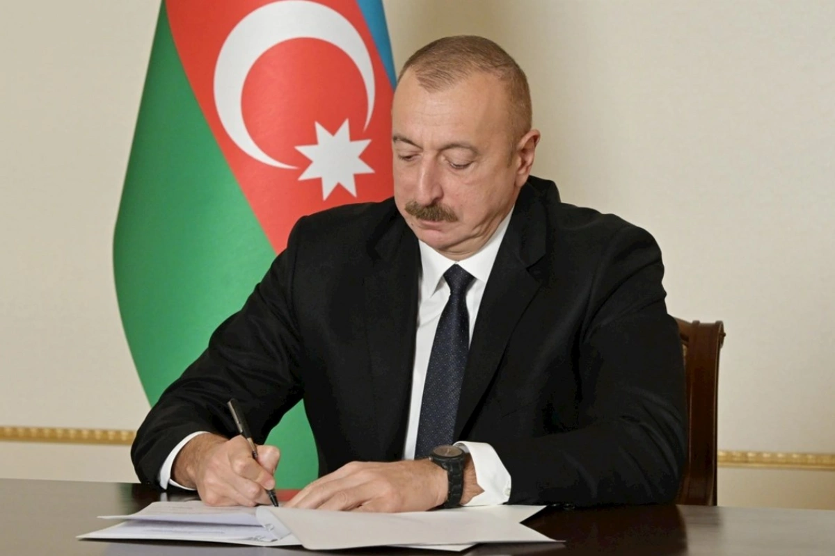 Babək Rayon İcra Hakimiyyətinin başçısı vəzifəsindən azad edildi - SƏRƏNCAM
