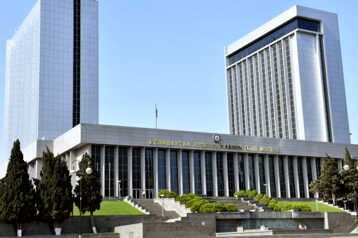 “Milli Məclis”in adı dəyişdirilsin, “Millət Məclisi” olsun — Deputatdan təklif