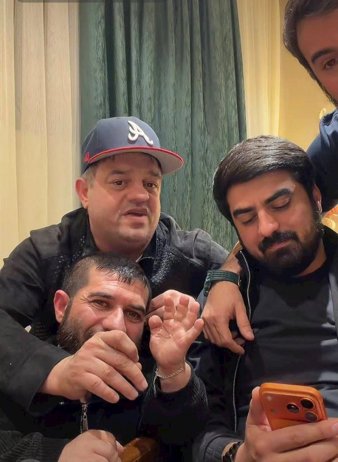 Ata Abdullayev müğənniliyə başlayır — Muğam dərslərinə yazıldı (FOTOLAR)