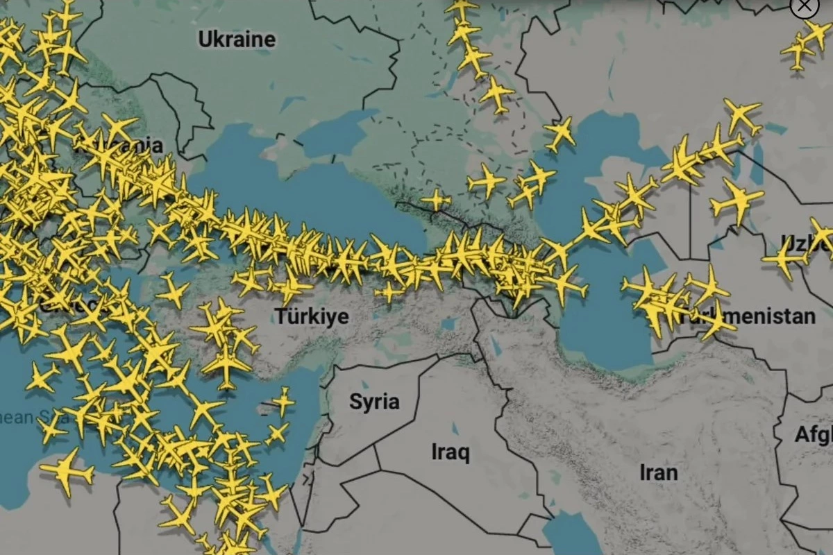Regiondakı gərginlik fonunda Azərbaycan əsas aviasiya qovşağına çevrilib — FOTO