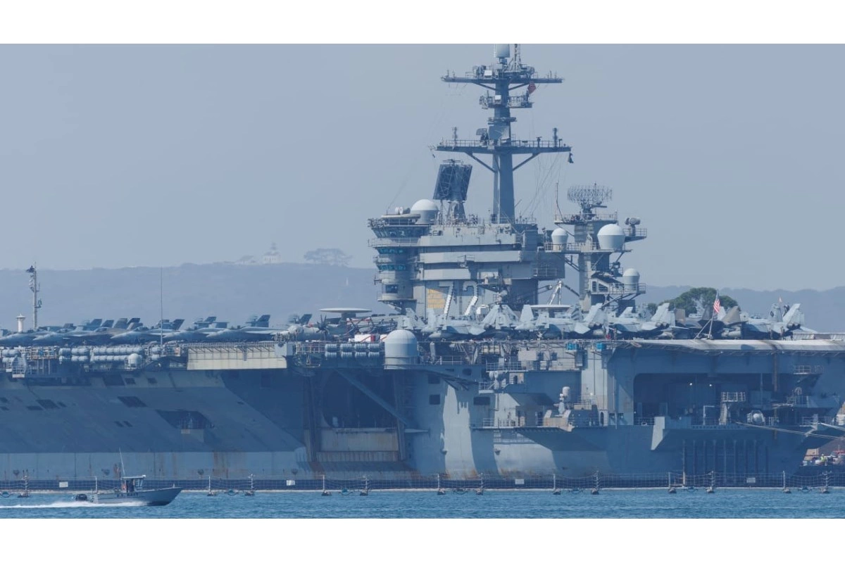 İran USS “Abraham Lincoln” nüvə aviadaşıyıcısına zərbə endirib