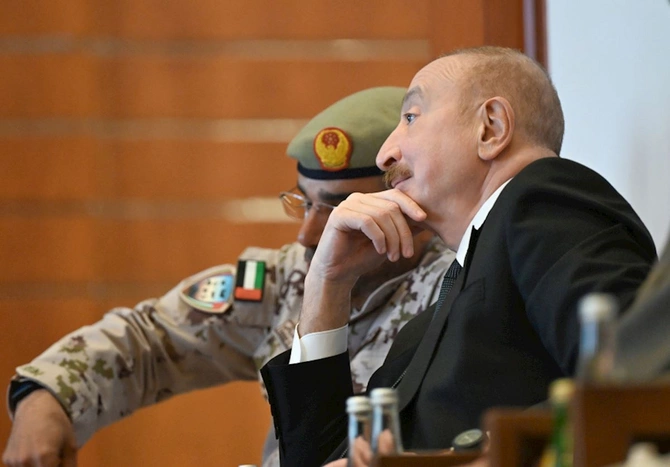 Azərbaycan və BƏƏ prezidentləri Sülh Qalxanı-2026 təlimini izlədi — FOTOLAR Azərbaycan və BƏƏ prezidentləri Sülh Qalxanı-2026 təlimini izlədi — FOTOLAR