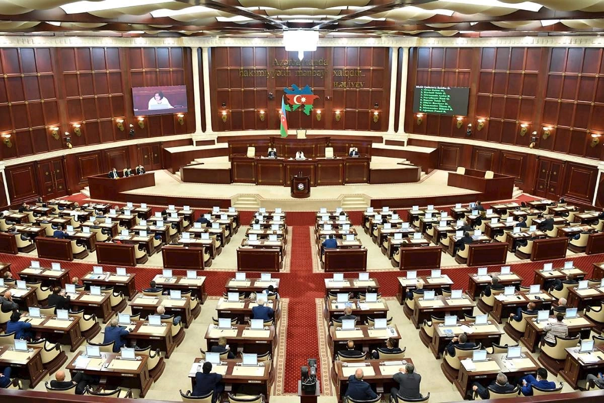 Parlament Anım Günü ilə əlaqədar Bəyanat qəbul edəcək
