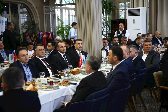 UİD Azərbaycan tərəfindən səhər yeməyi proqramı təşkil olunub — FOTOLAR UİD Azərbaycan tərəfindən səhər yeməyi proqramı təşkil olunub — FOTOLAR