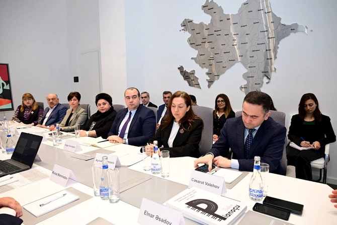 Mədəniyyət Nazirliyində attestasiya məsələlərinə dair iclas keçirilib — FOTOLAR