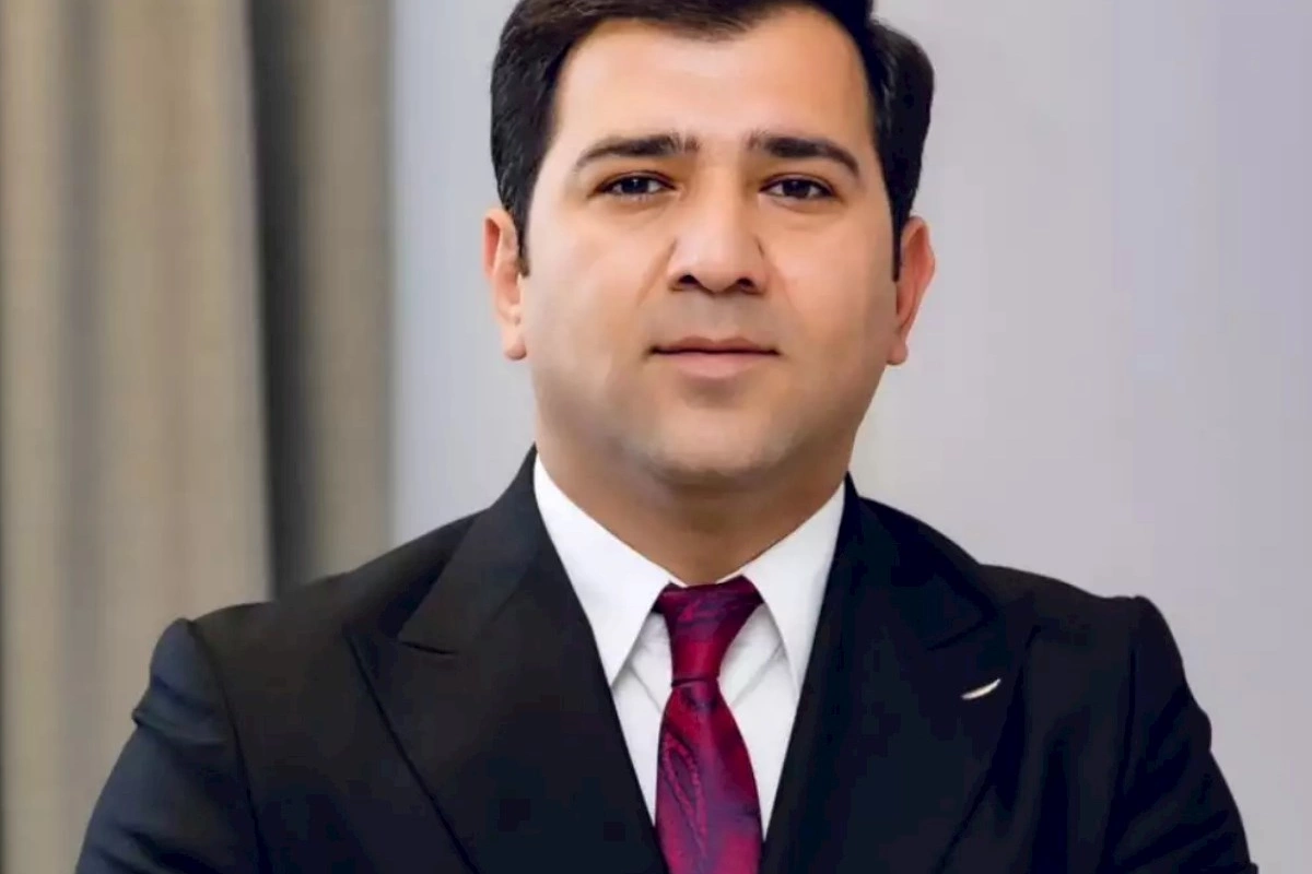 Çox qısqanc insanam