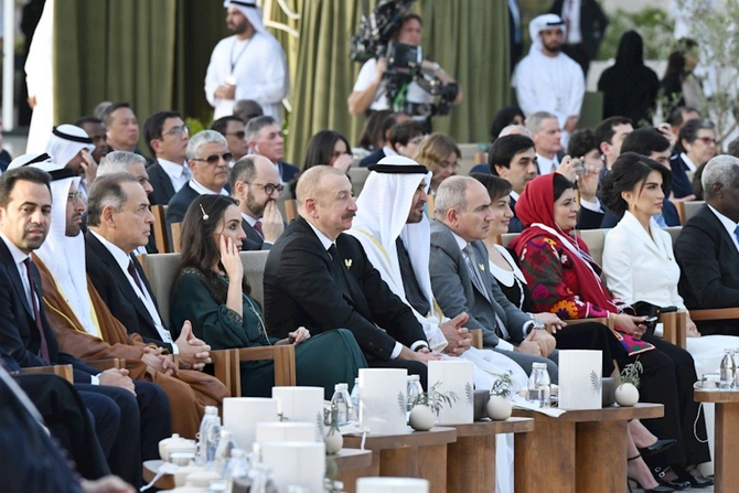 İlham Əliyevə Zayed İnsan Qardaşlığı Mükafatı təqdim olunub — FOTOLAR (YENİLƏNİB)
