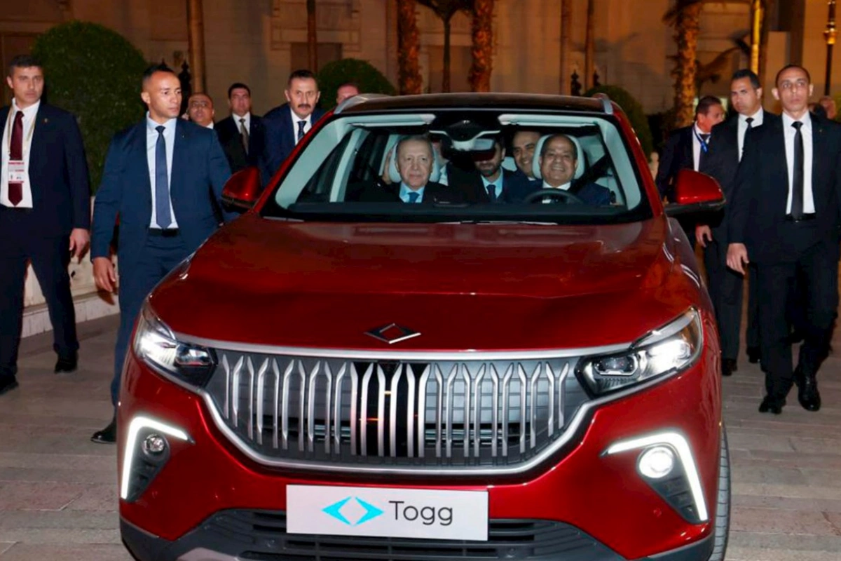 Ərdoğan həmkarına “Togg” hədiyyə etdi — FOTO