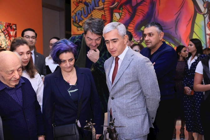 Heydər Əliyev Mərkəzində “Vəhşi təbiətin super qəhrəmanları” sərgisi açılıb — FOTOLAR