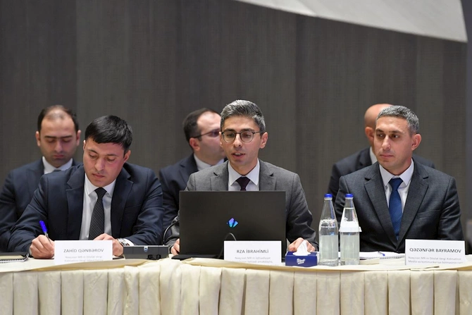 Naxçıvanın iqtisadi potensialı və tətbiq edilən güzəştlərlə bağlı tədbir keçirilib —FOTOLAR