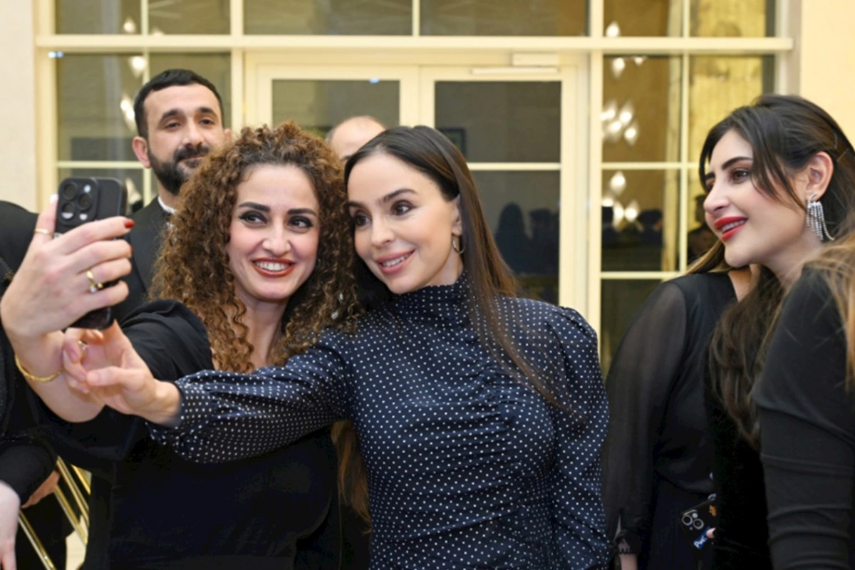 Leyla Əliyeva “Qış nağılı”nın açılışında — FOTOLAR