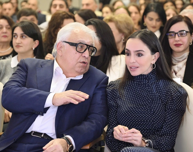 Leyla Əliyeva “Qış nağılı”nın açılışında — FOTOLAR