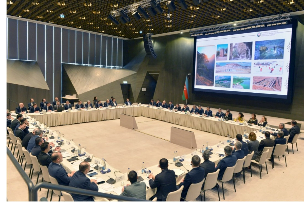 Naxçıvanın iqtisadi potensialı və tətbiq edilən güzəştlərlə bağlı tədbir keçirilib —FOTOLAR