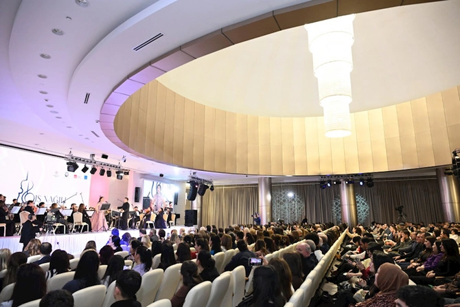 Leyla Əliyeva “Qış nağılı”nın açılışında — FOTOLAR