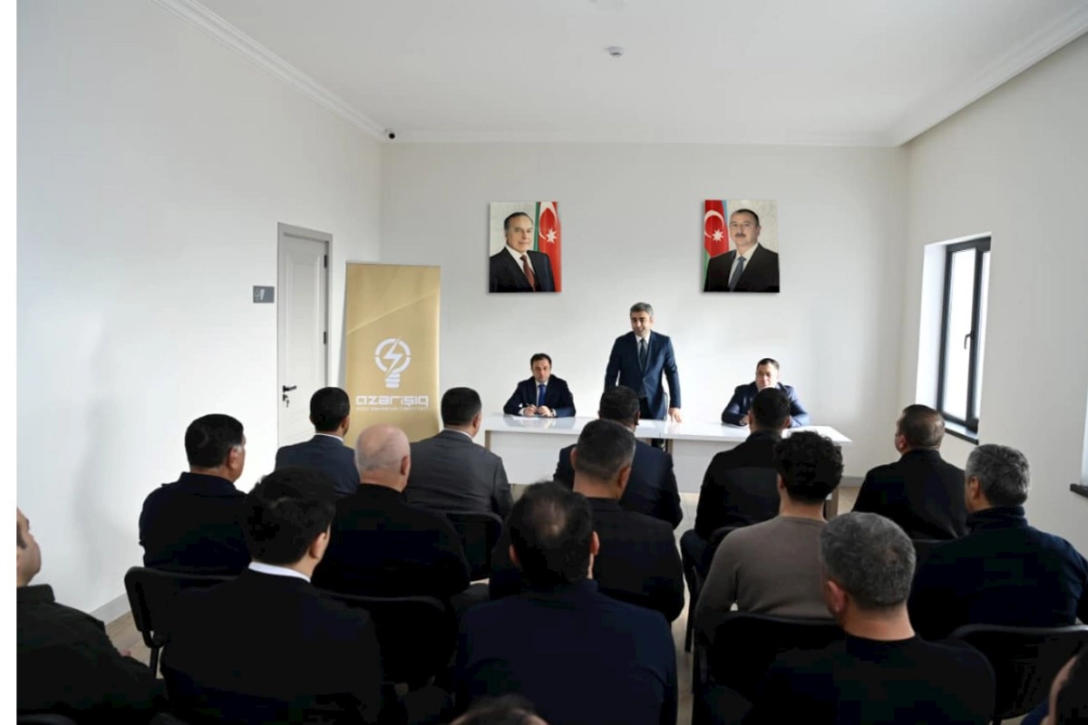 Azərişıq nümayəndələri Xankəndində sahibkarlarla görüş keçirdi — FOTOLAR