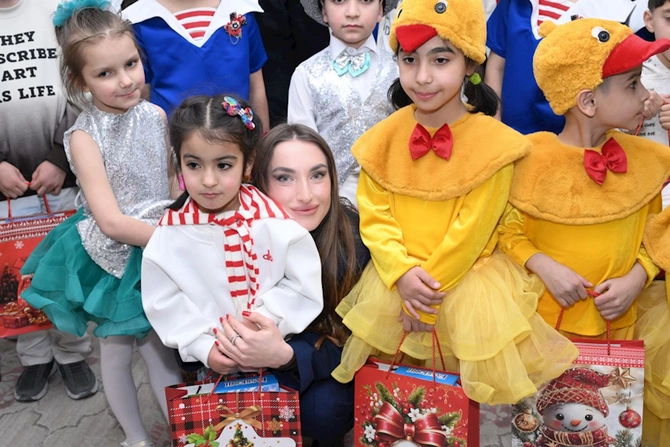 Leyla Əliyeva və Alyona Əliyeva Gəncədə uşaq evində olublar — FOTOLAR