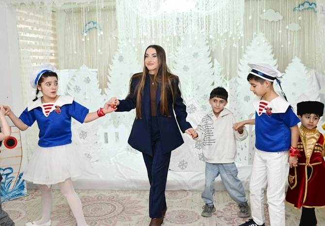 Leyla Əliyeva və Alyona Əliyeva Gəncədə uşaq evində olublar — FOTOLAR