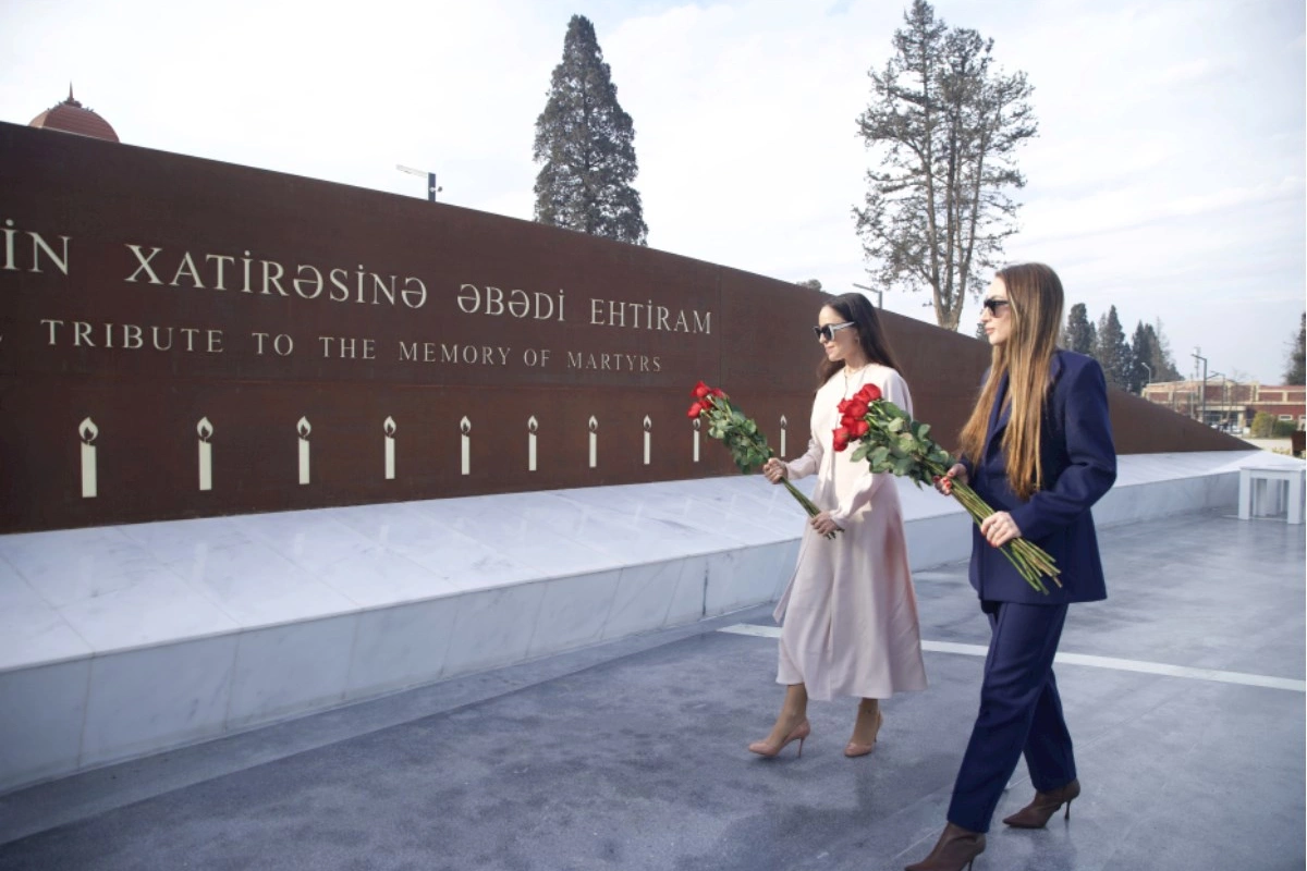Leyla Əliyeva və Alyona Əliyeva Gəncə Memorial Kompleksində — FOTOLAR