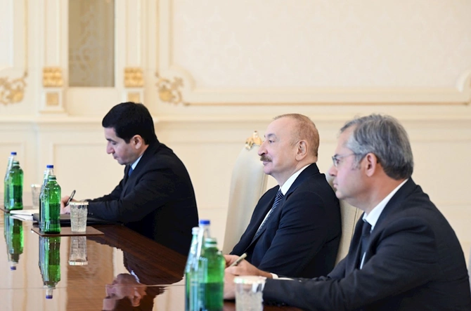 Prezident daha bir qəbul keçirdi — FOTOLAR Prezident daha bir qəbul keçirdi — FOTOLAR